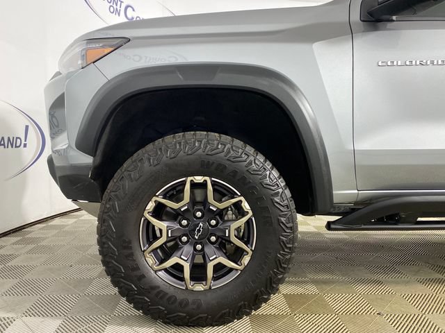 Certified 2024 Chevrolet Colorado ZR2 w/ Technology Package AWD/4WD image 30
