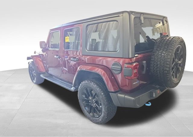 Used 2022 Jeep Wrangler Unlimited Sahara 4xe image 4