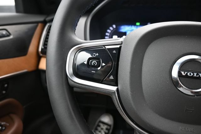 Used 2023 Volvo XC90 B6 Plus w/ Protection Package Premier AWD/4WD image 25