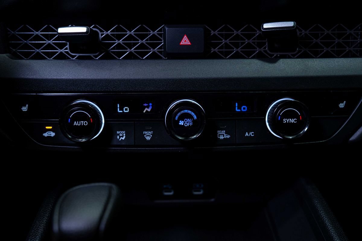 Used 2025 Honda Accord SE image 7