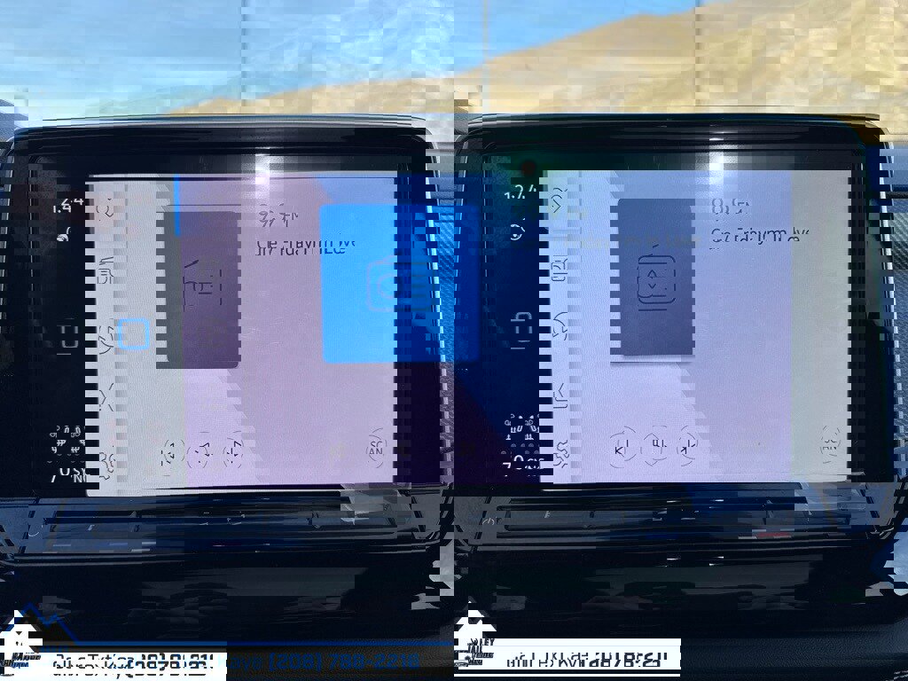 Used 2024 Volkswagen Atlas Cross Sport SEL Premium R-Line image 29