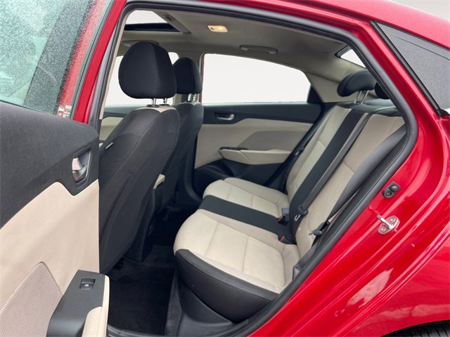 Used 2022 Hyundai Accent Limited image 13