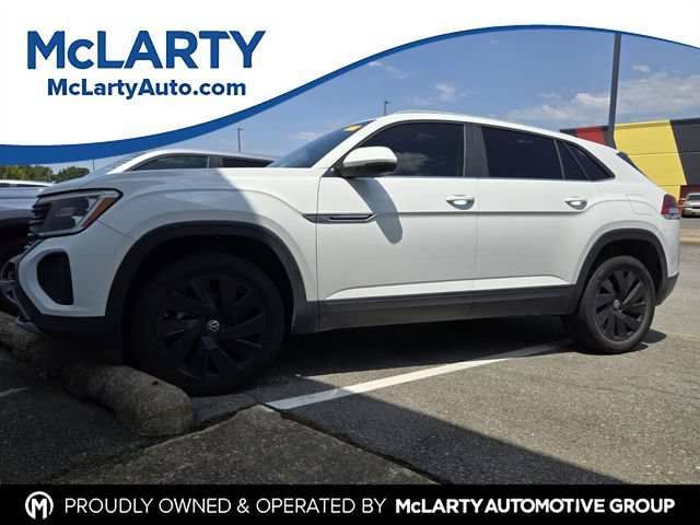Used 2024 Volkswagen Atlas Cross Sport SE w/ Panoramic Sunroof Package