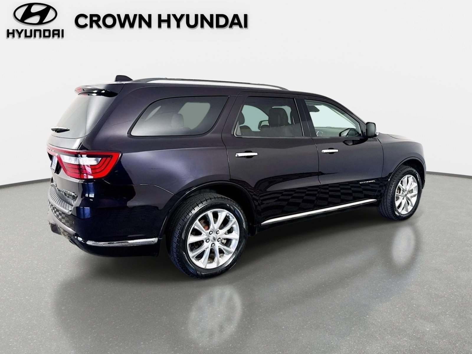 Used 2019 Dodge Durango Citadel w/ Technology Group AWD/4WD image 6