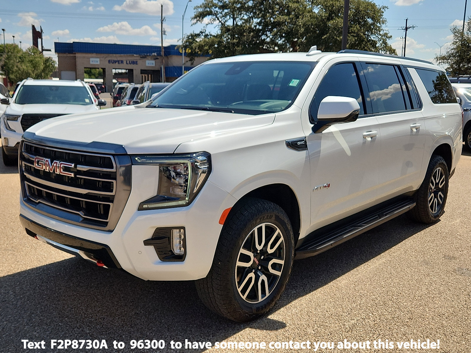 Used 2023 GMC Yukon XL AT4 w/ Technology Package AWD/4WD image 1