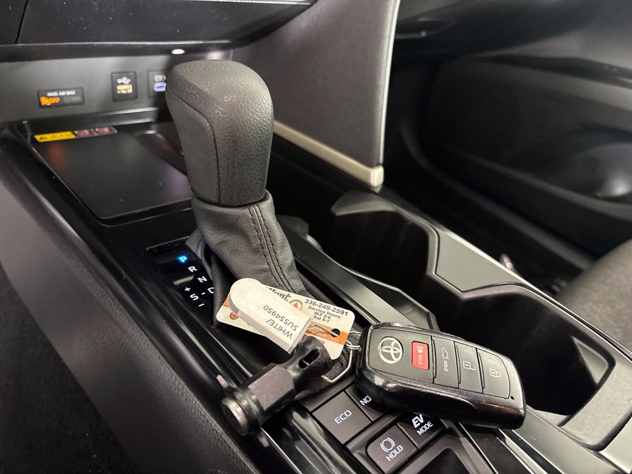 Used 2025 Toyota Camry LE FWD image 19