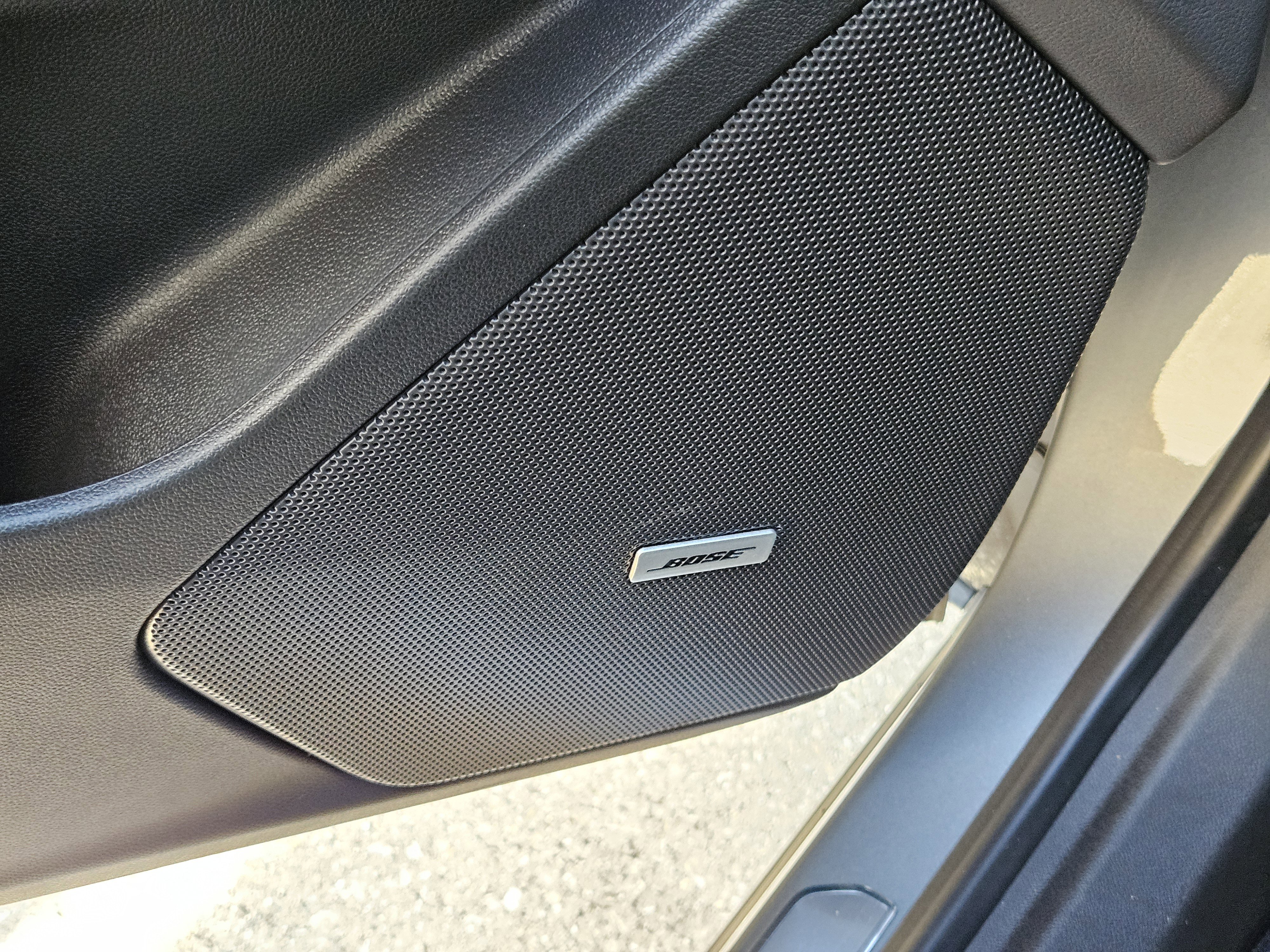 New 2025 Cadillac XT6 Luxury image 22