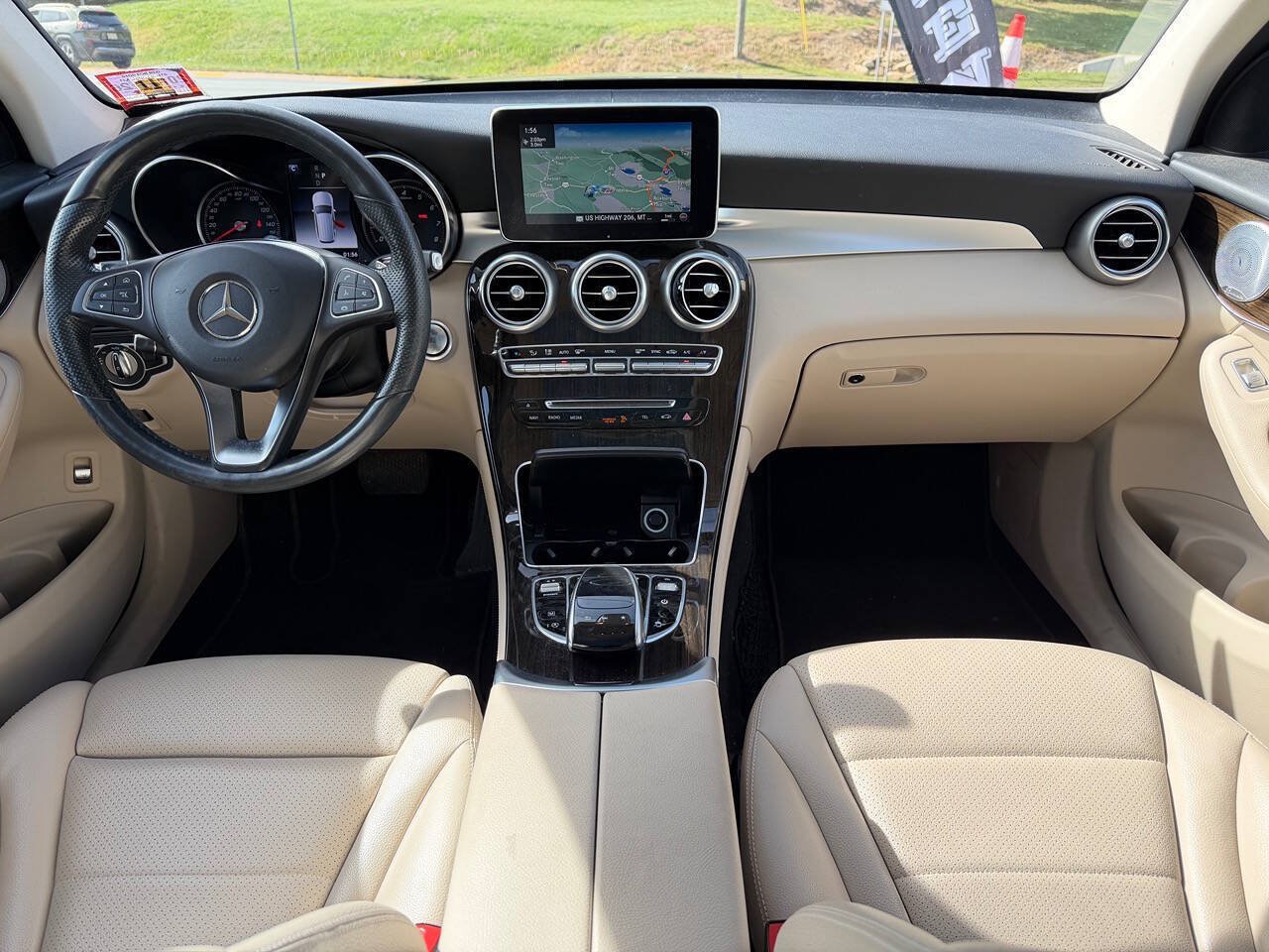 Used 2018 Mercedes-Benz GLC 300 4MATIC image 17
