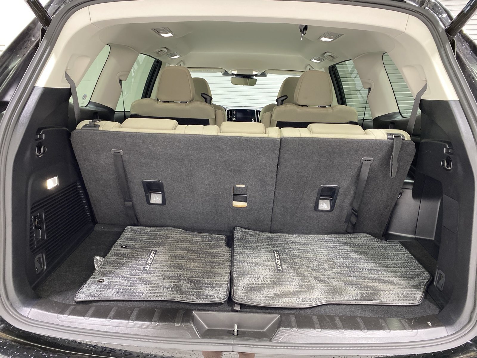 Used 2025 Subaru Ascent Premium AWD/4WD image 23