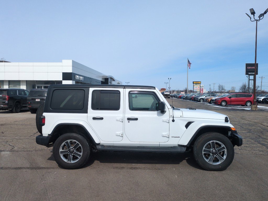 Used 2019 Jeep Wrangler Unlimited Sahara image 5
