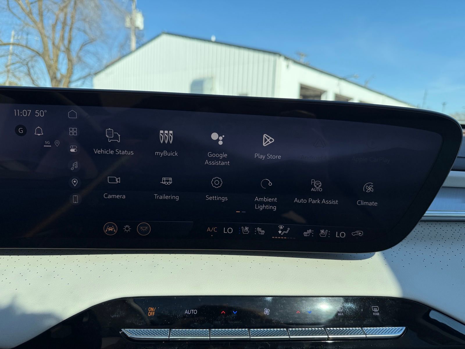 New 2026 Buick Enclave Avenir w/ Super Cruise Package AWD/4WD image 21