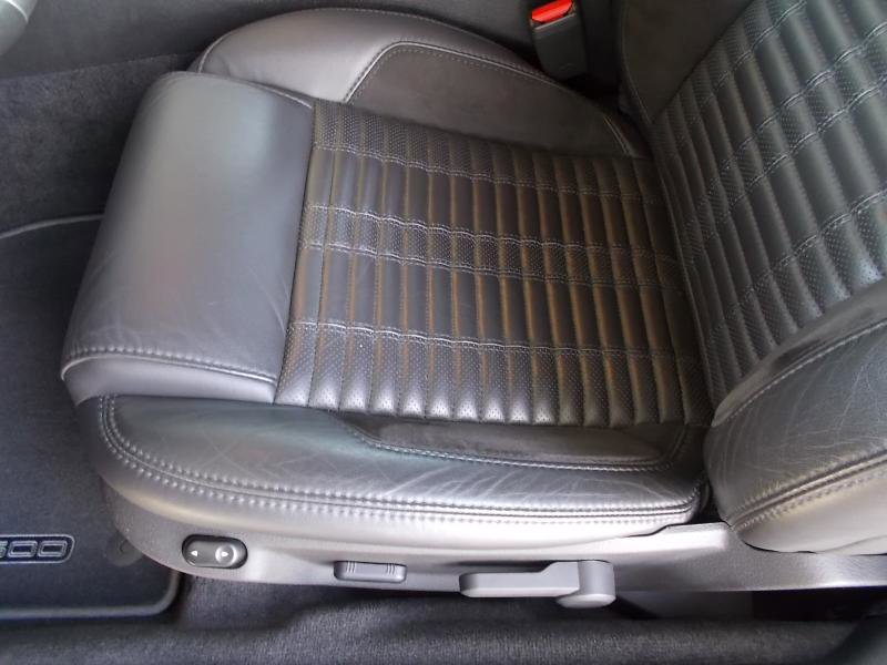 Used 2011 Ford Mustang Shelby GT500 w/ SVT Performance Pkg image 56