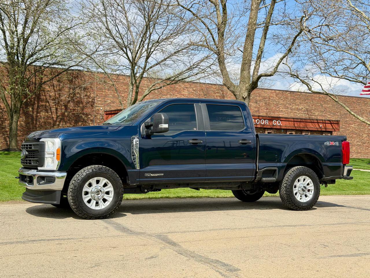 Used 2023 Ford F250 XL w/ XL Chrome Package image 2
