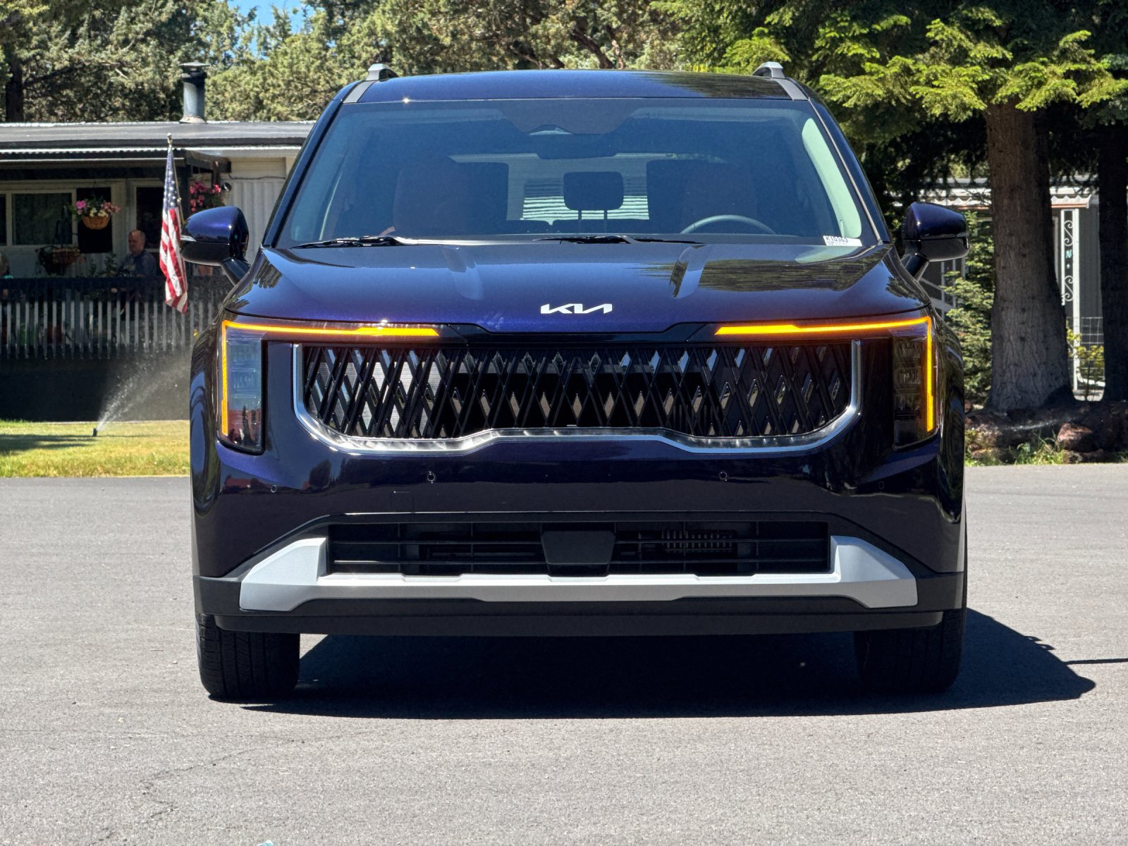 New 2026 Kia Carnival EX FWD image 9