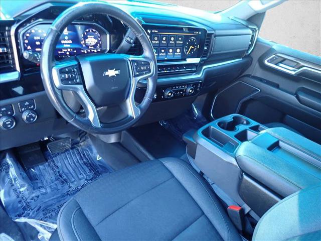 Used 2022 Chevrolet Silverado 1500 LT AWD/4WD image 8