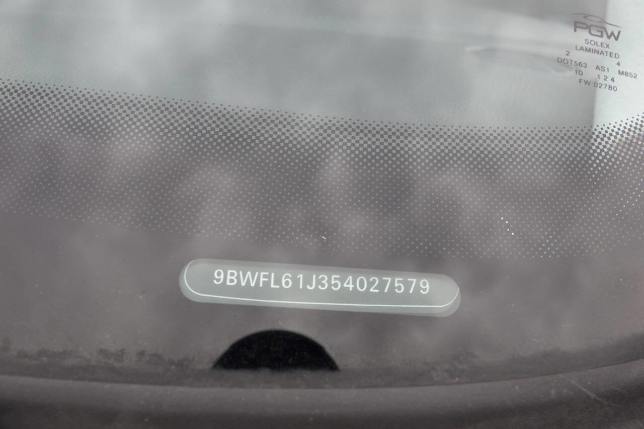 Used 2005 Volkswagen Golf GL image 77