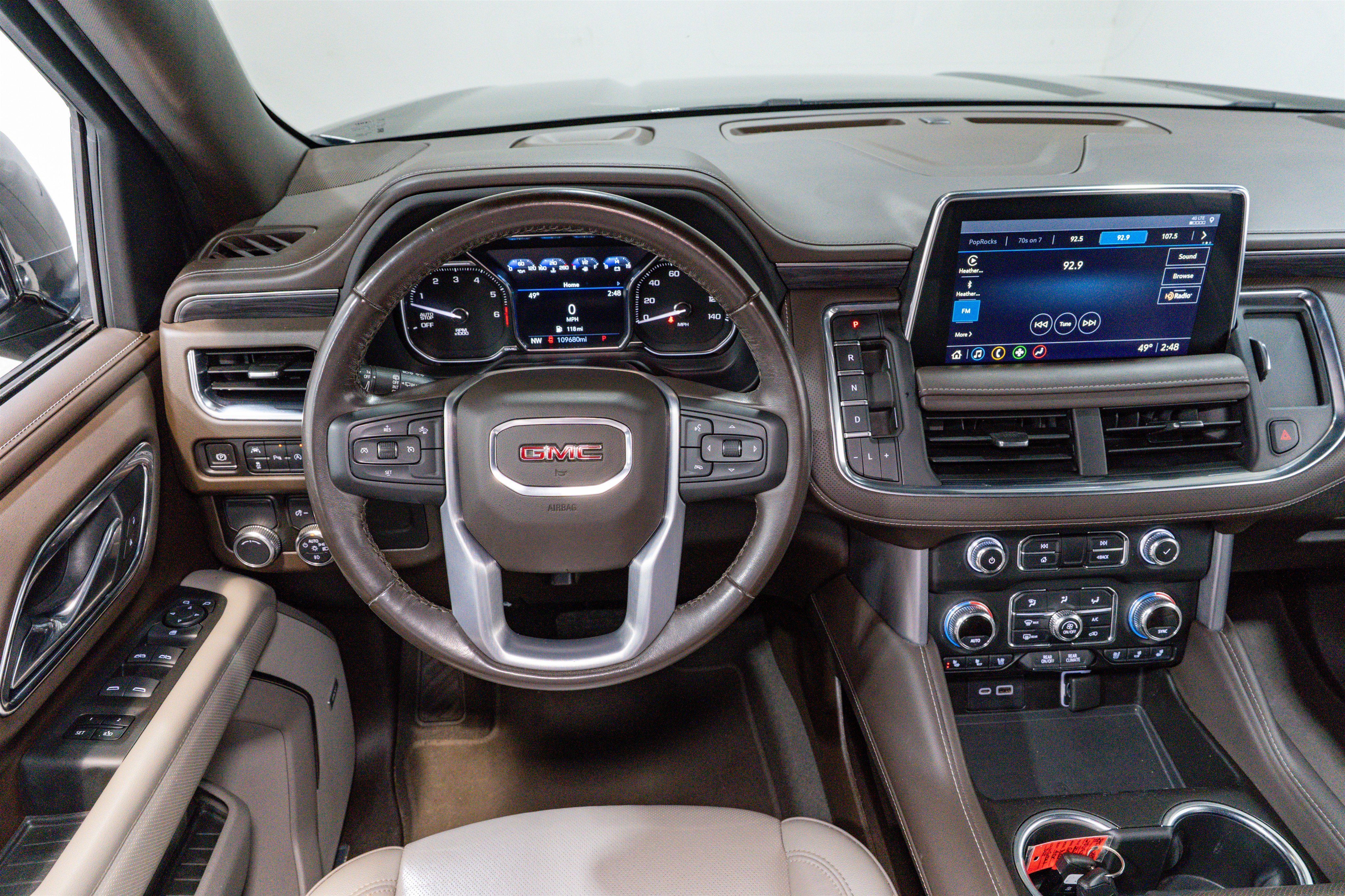 Used 2021 GMC Yukon SLT image 11