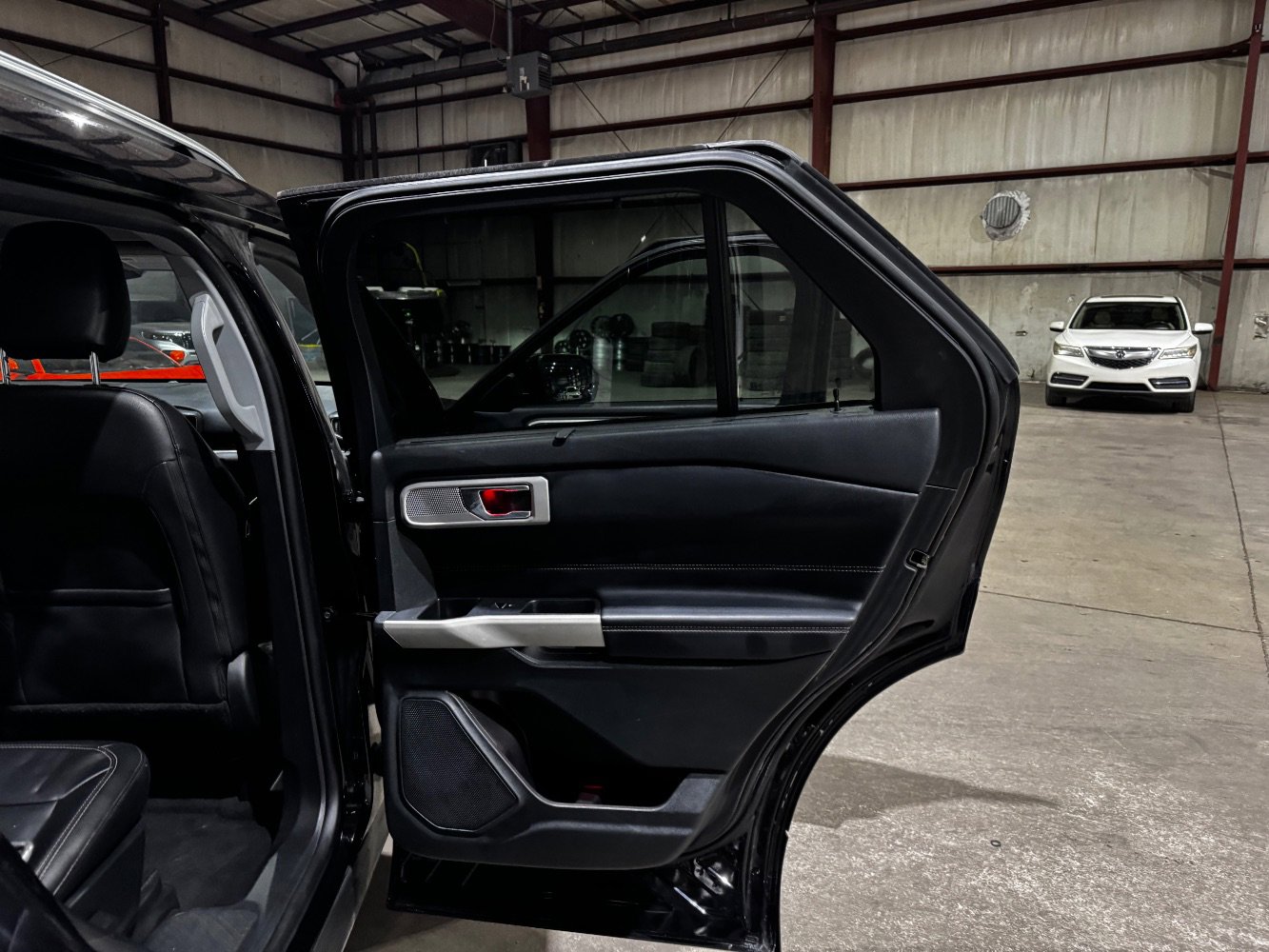 Used 2021 Ford Explorer Limited AWD/4WD image 20