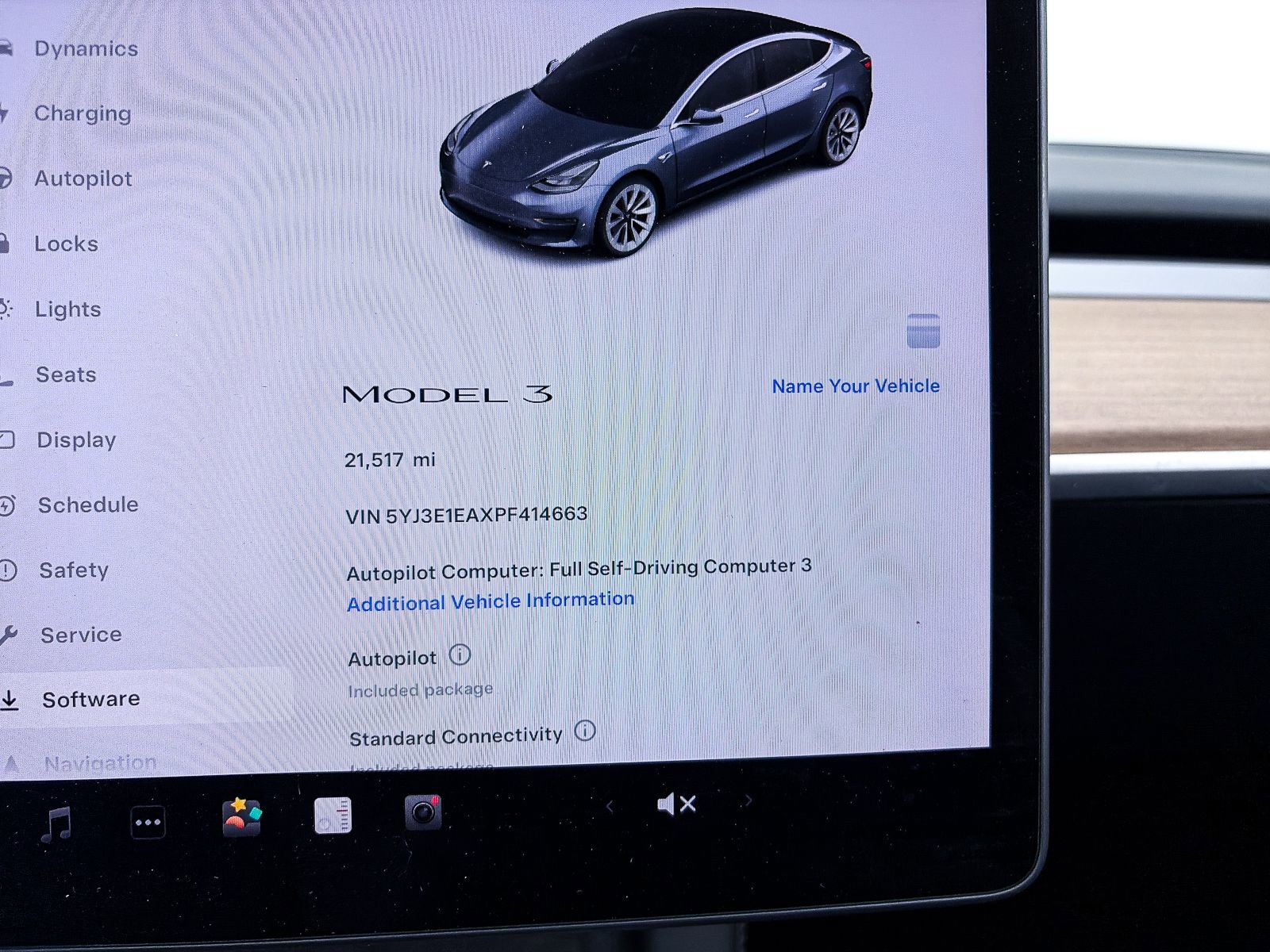 Used 2023 Tesla Model 3 Standard Range image 24