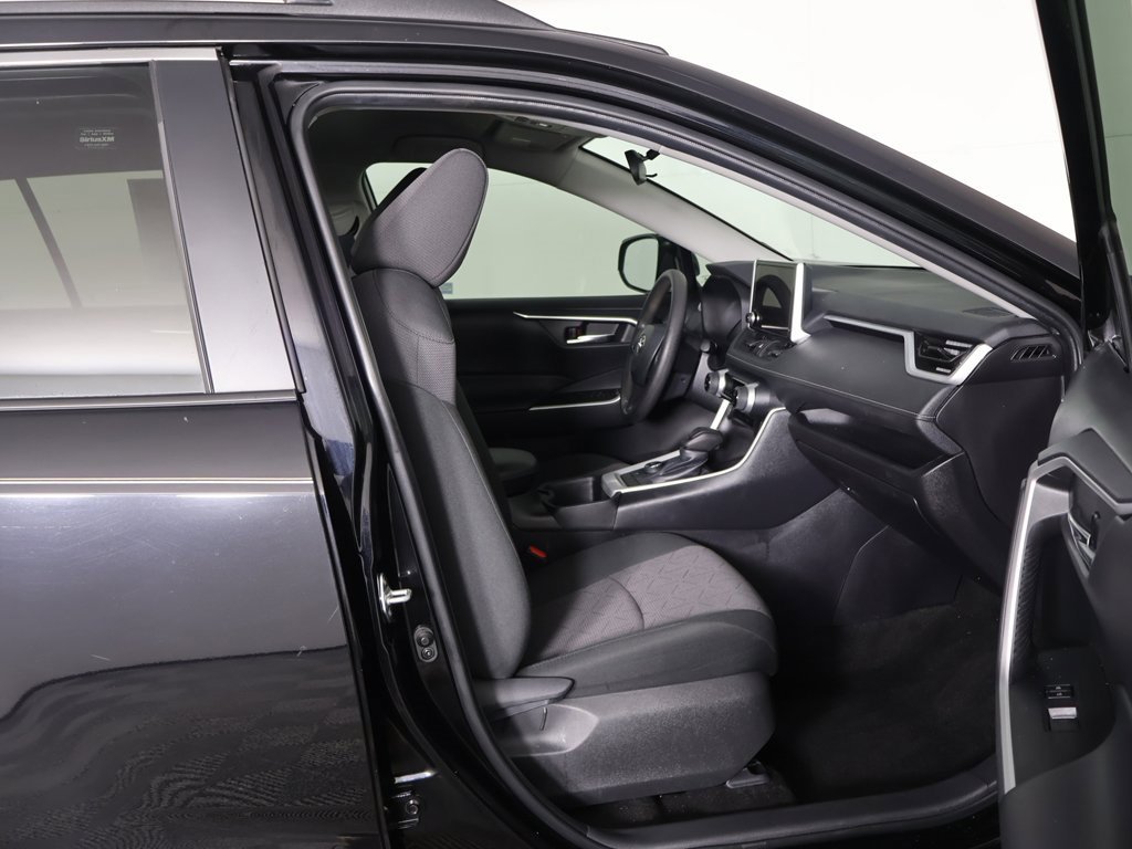 Used 2024 Toyota RAV4 AWD Hybrid image 27