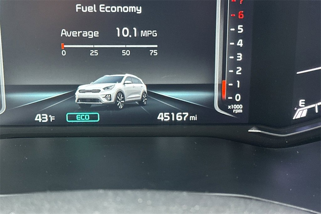 Used 2021 Kia Niro Touring image 29