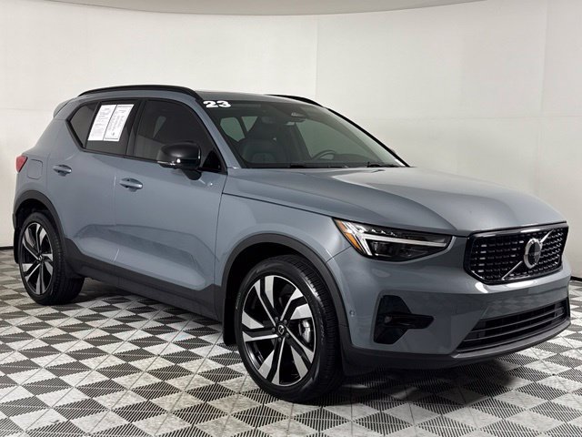 Used 2023 Volvo XC40 B5 Ultimate AWD/4WD image 10