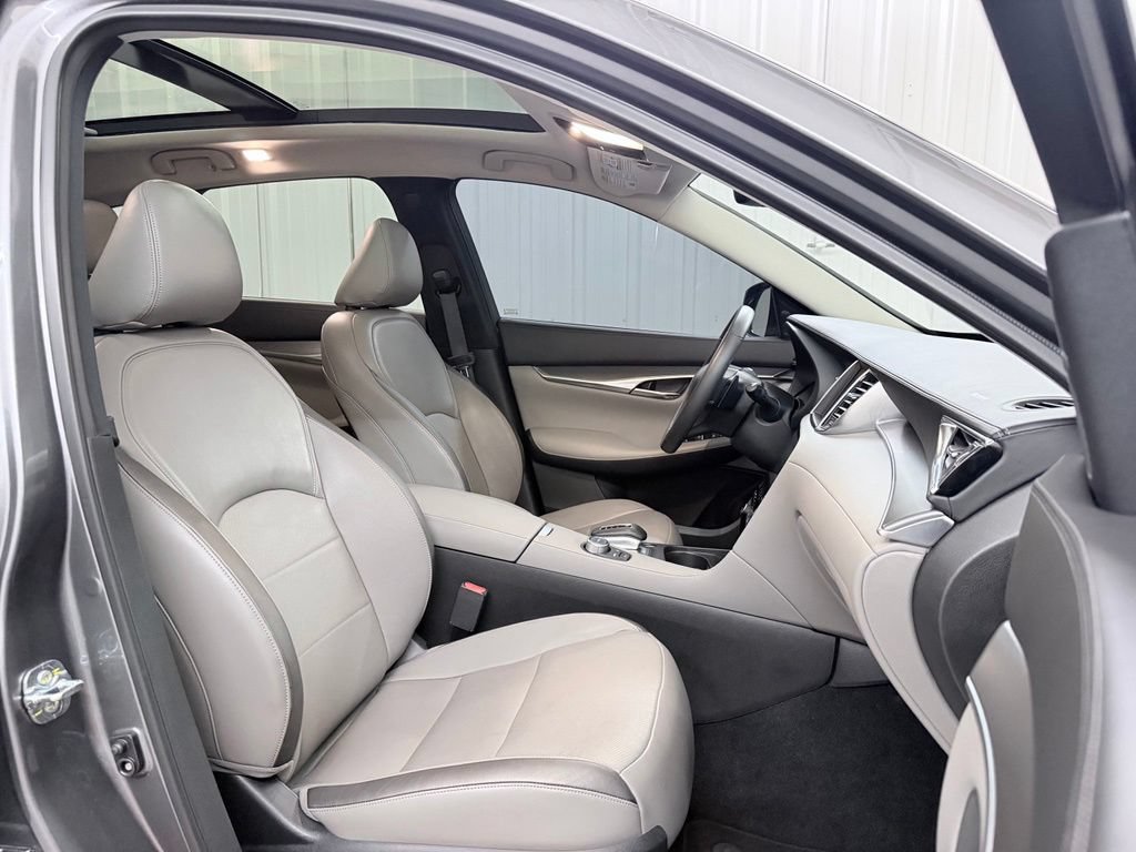 Certified 2023 INFINITI QX50 Luxe FWD image 43