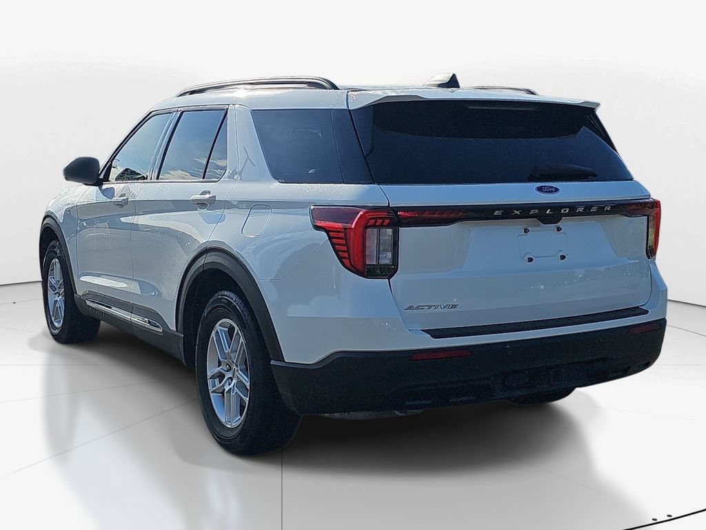 Used 2025 Ford Explorer Active RWD image 8