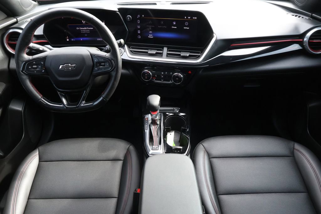 Certified 2024 Chevrolet Trax RS w/ Sunroof Package image 15