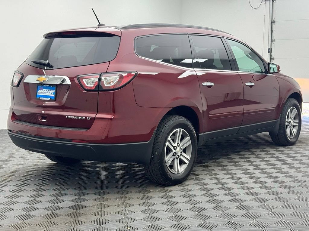 Used 2015 Chevrolet Traverse LT FWD image 7