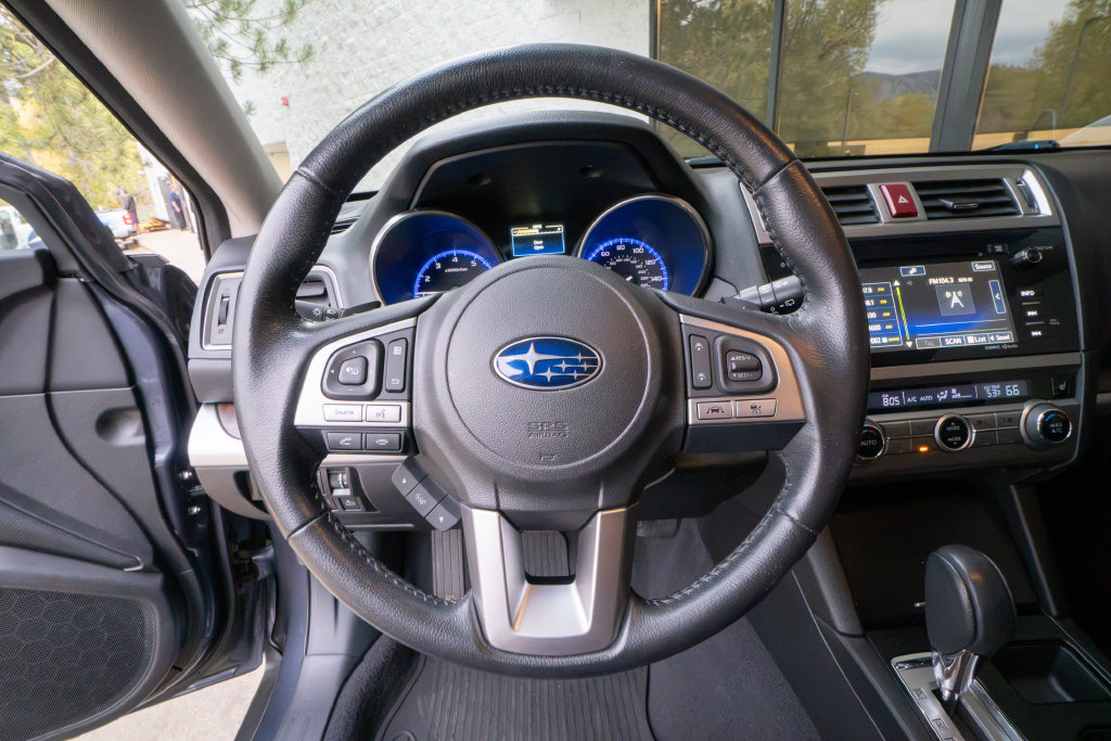 Used 2017 Subaru Outback 3.6R Limited AWD/4WD image 12