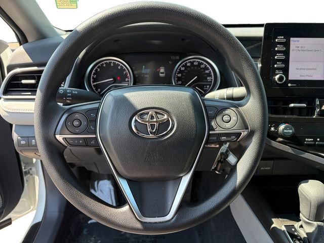 Used 2023 Toyota Camry LE image 15