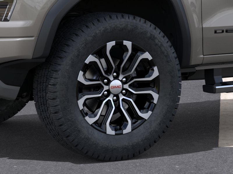 New 2026 GMC Canyon Denali w/ LPO, Black Badging Package AWD/4WD image 9