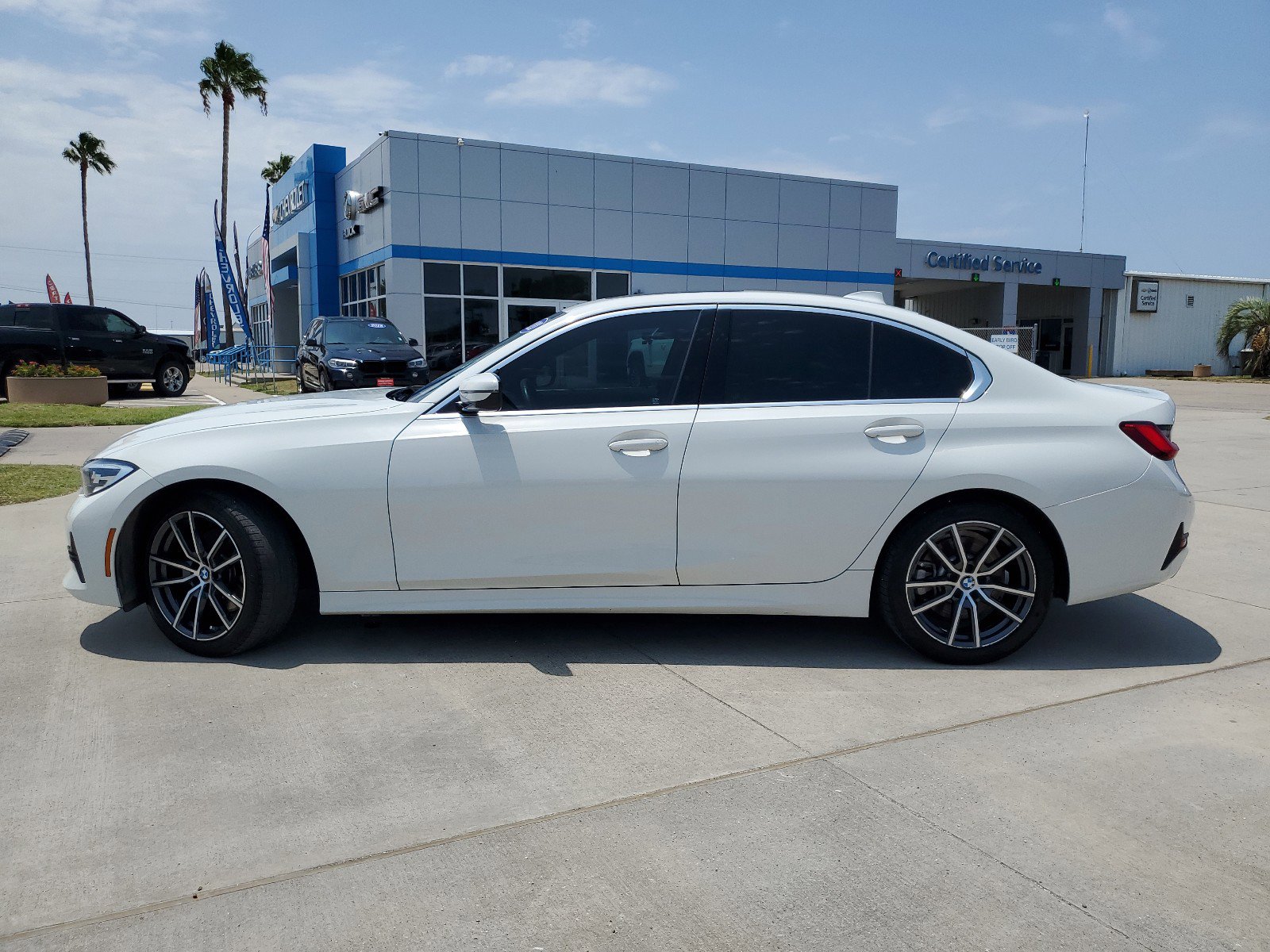 Used 2020 BMW 330i Sedan RWD image 9