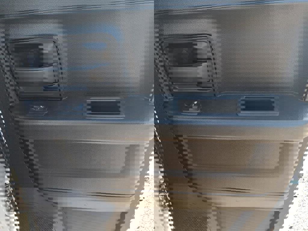 Used 2019 RAM 1500 Express w/ Express Value Package image 10