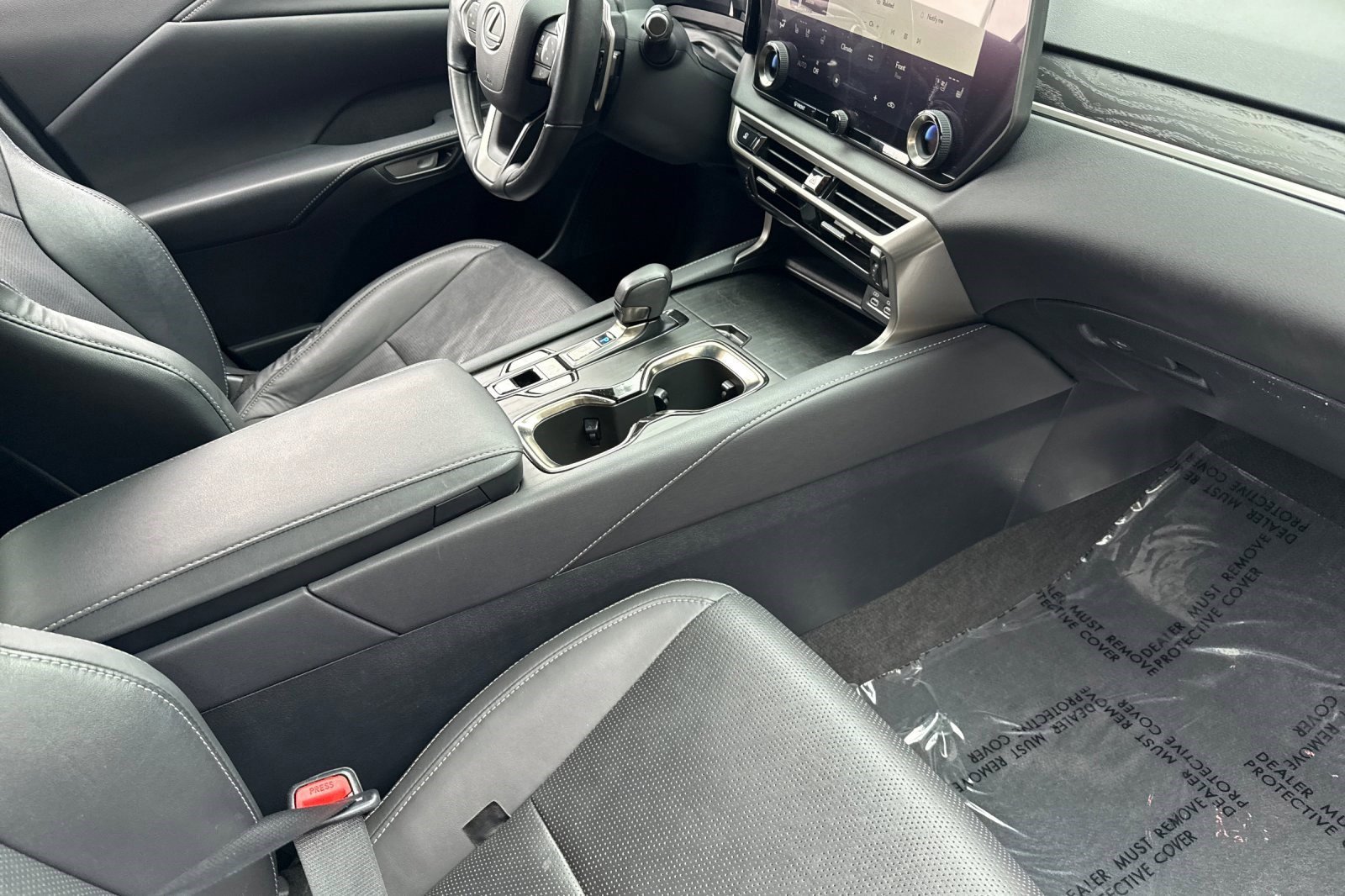 Used 2023 Lexus RX 350 Premium Plus w/ Cold Area Package FWD image 30