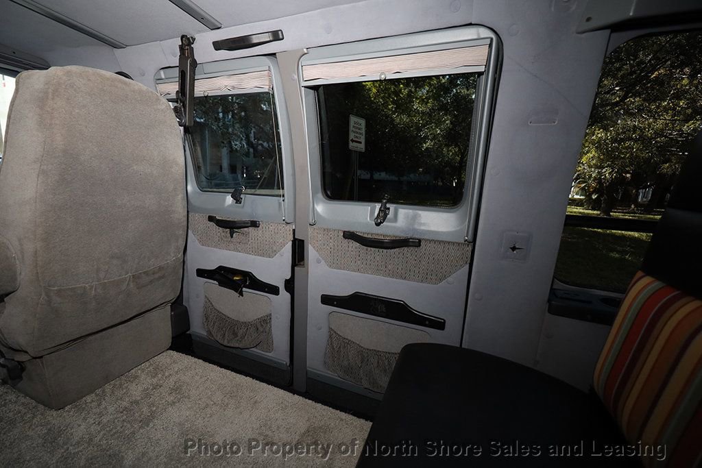 Used 1998 Dodge B1500 image 30