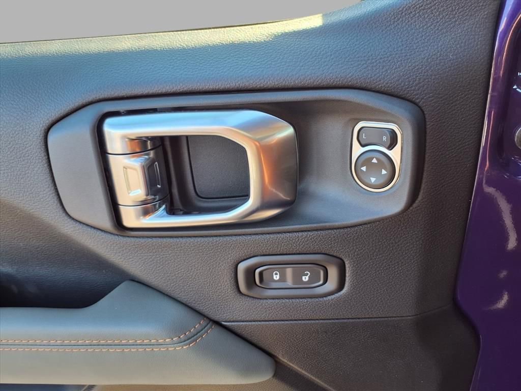 New 2026 Jeep Gladiator Mojave image 14