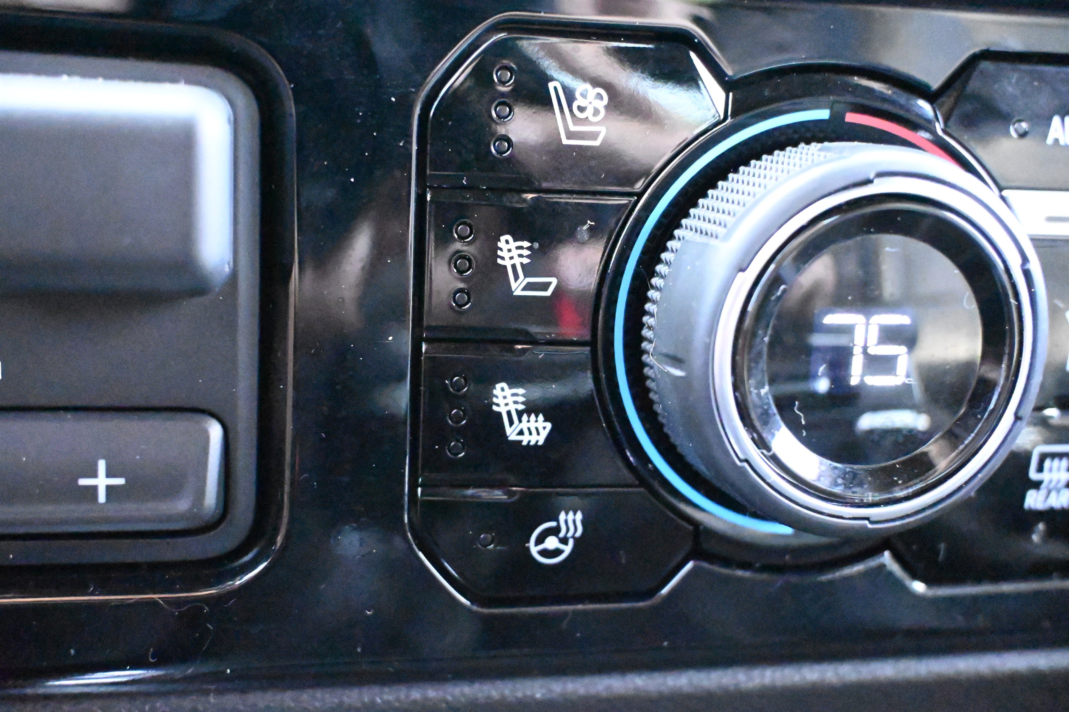 Used 2024 Chevrolet Silverado 1500 High Country w/ Midnight Edition image 29