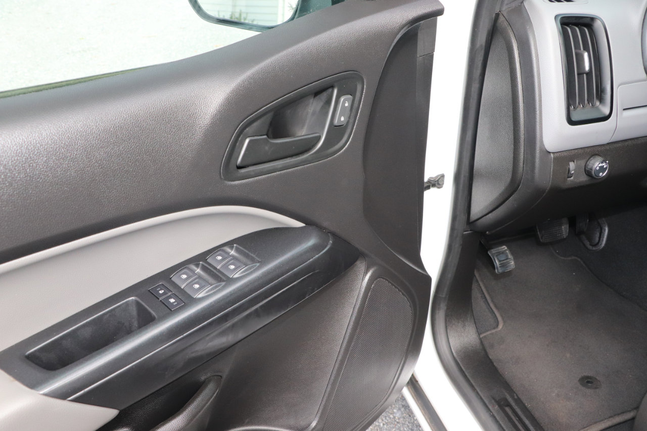 Used 2021 Chevrolet Colorado W/T w/ WT Convenience Package image 9