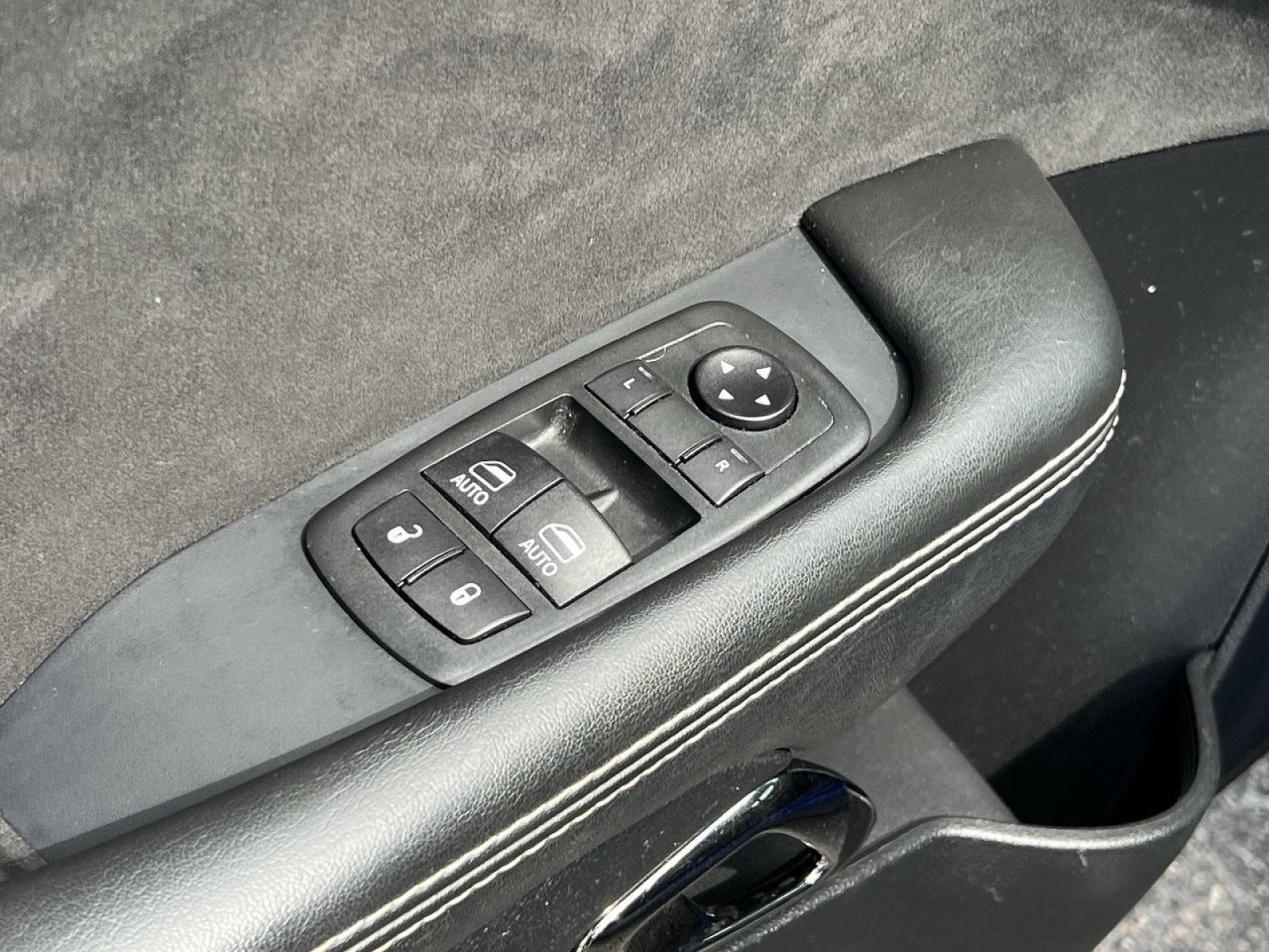 Used 2020 Dodge Challenger SRT Hellcat Redeye RWD image 12