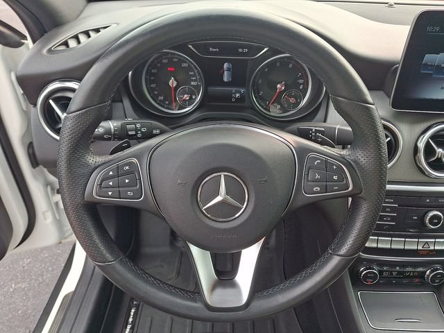 Used 2020 Mercedes-Benz GLA 250 4MATIC image 19