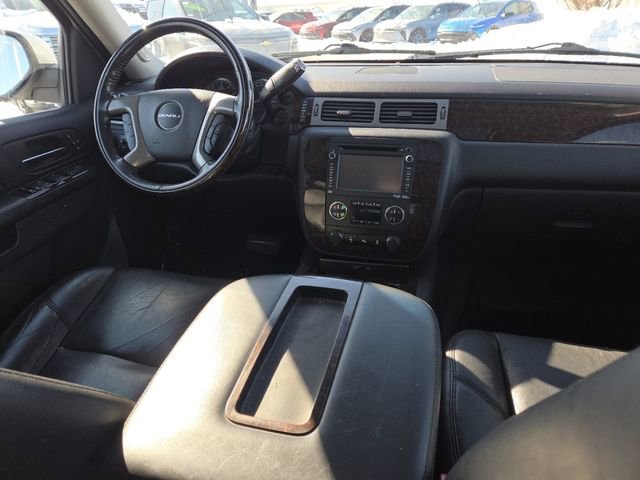 Used 2014 GMC Yukon Denali image 30