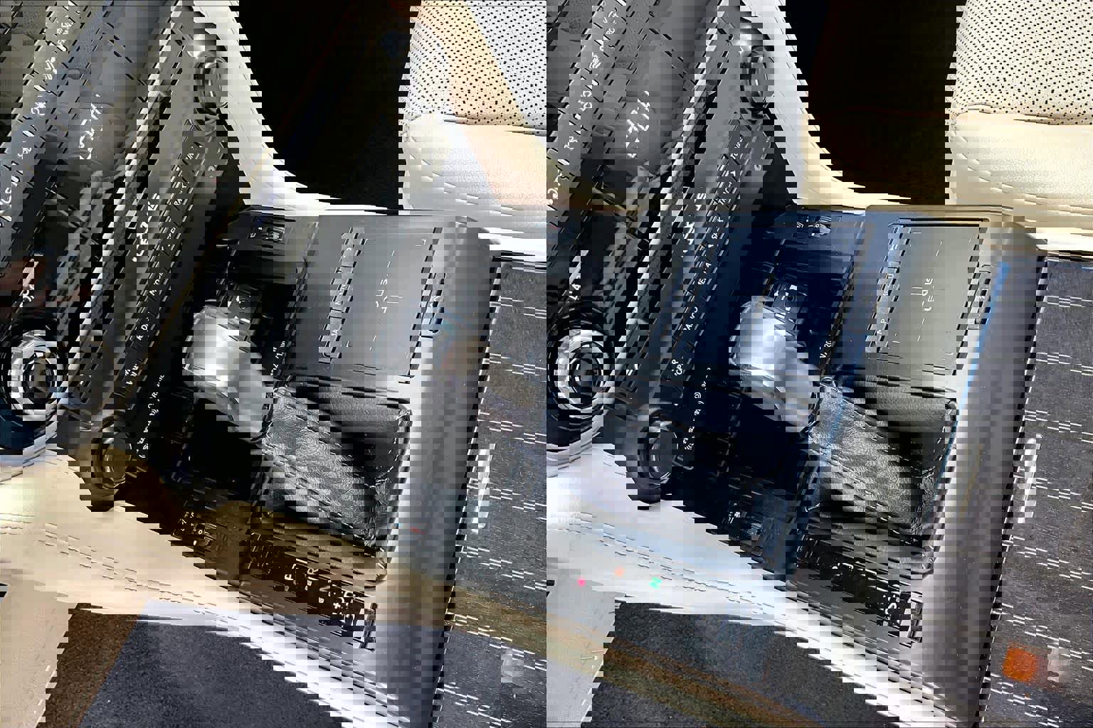 Used 2023 Lexus GX 460 Premium w/ Premium Package image 38