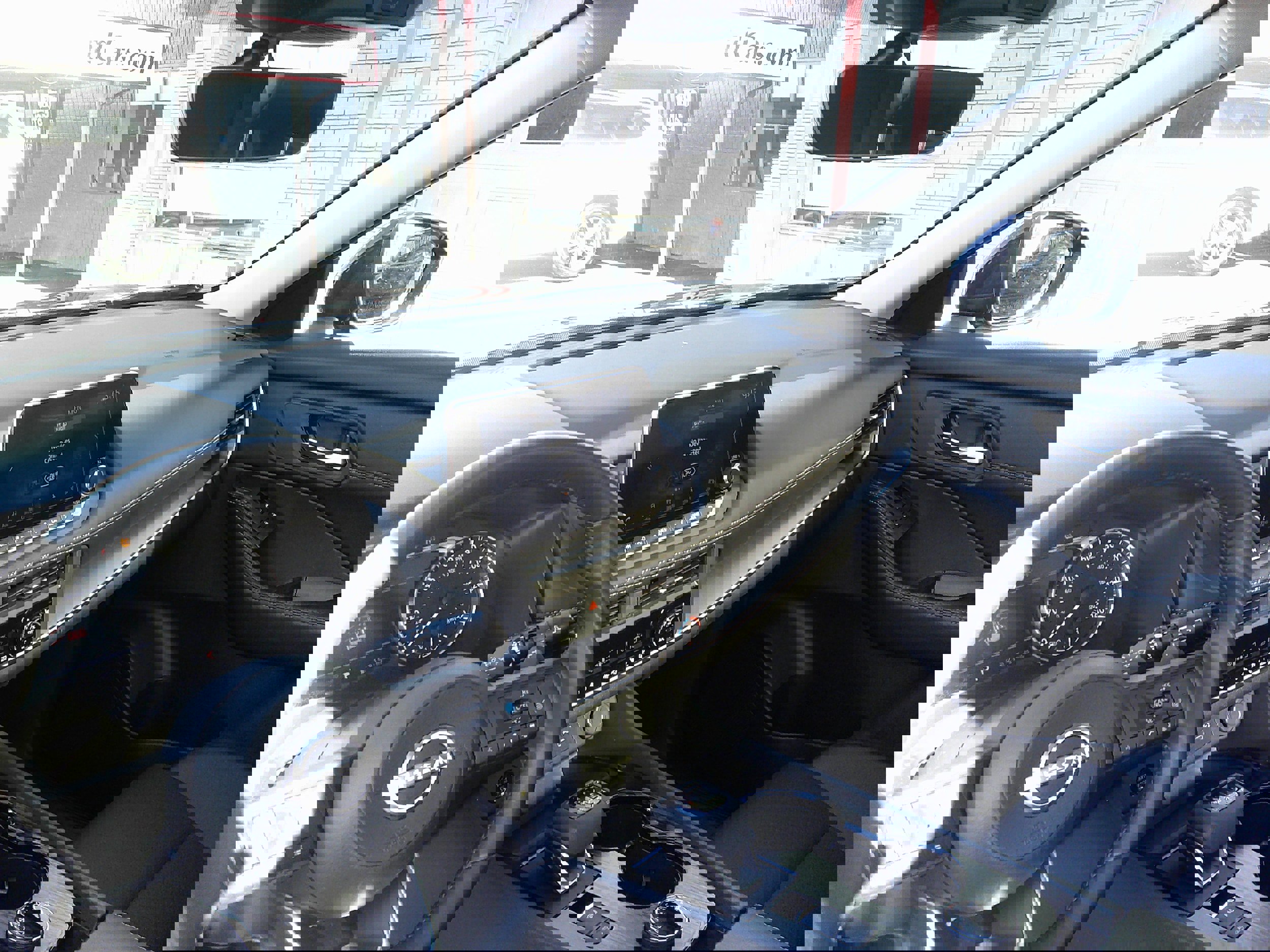 Used 2024 Nissan Rogue SV w/ SV Premium Package image 22