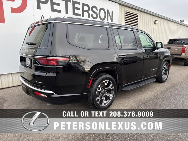 Used 2024 Jeep Wagoneer Series III image 3