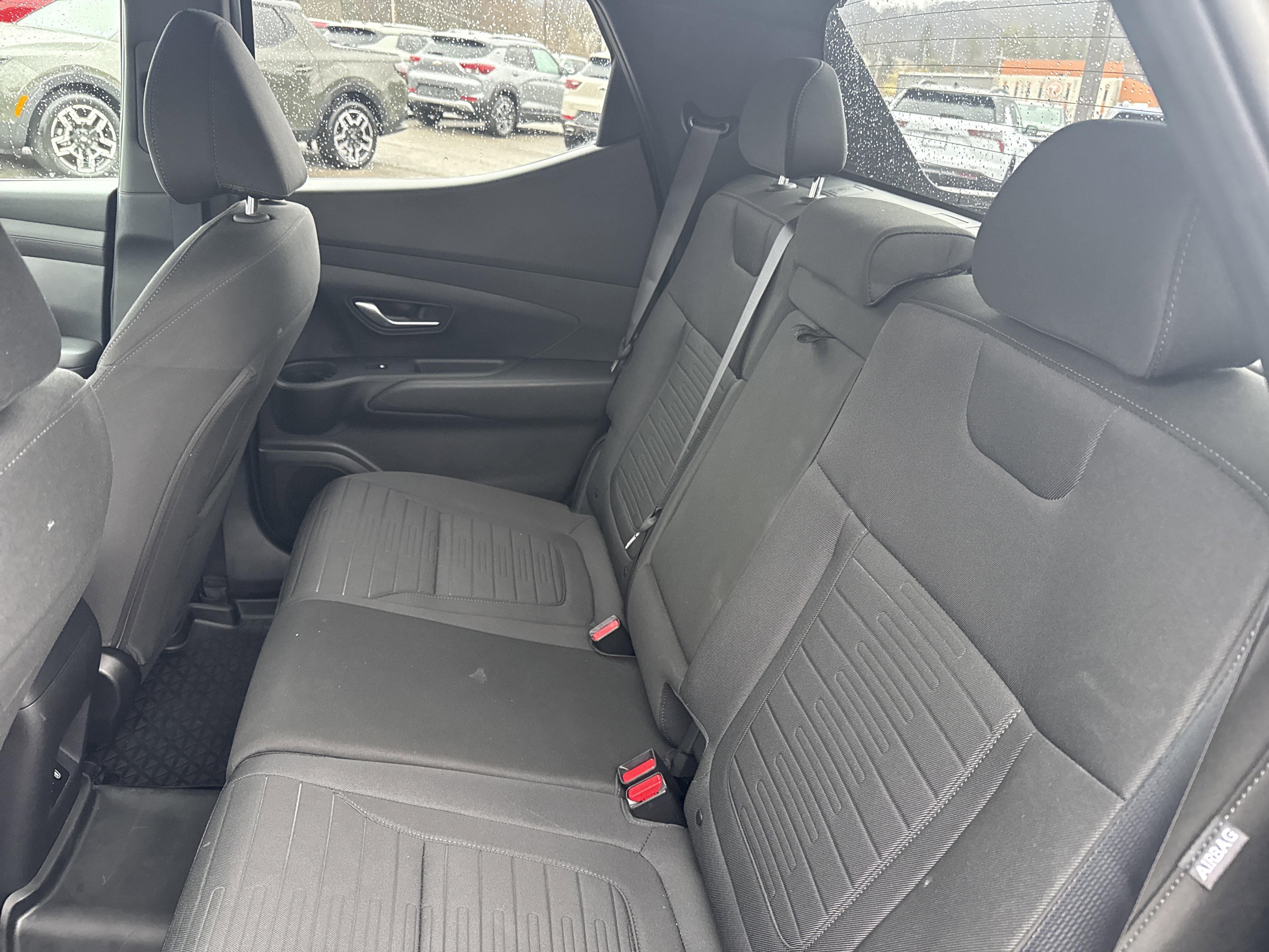 Certified 2025 Hyundai Santa Cruz SE image 13