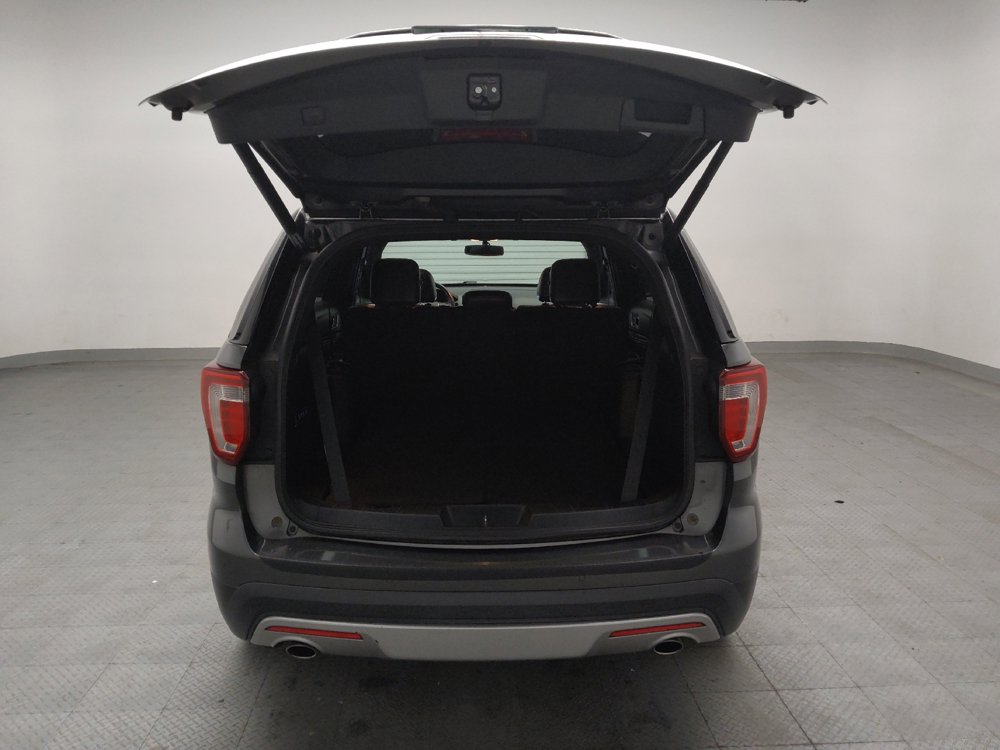 Used 2017 Ford Explorer Limited FWD image 29
