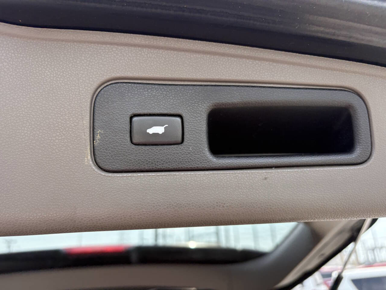 Used 2012 Honda Odyssey Touring Elite image 17