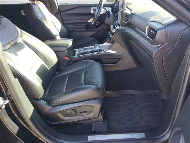 Used 2022 Ford Explorer Platinum w/ Equipment Group 601A image 24